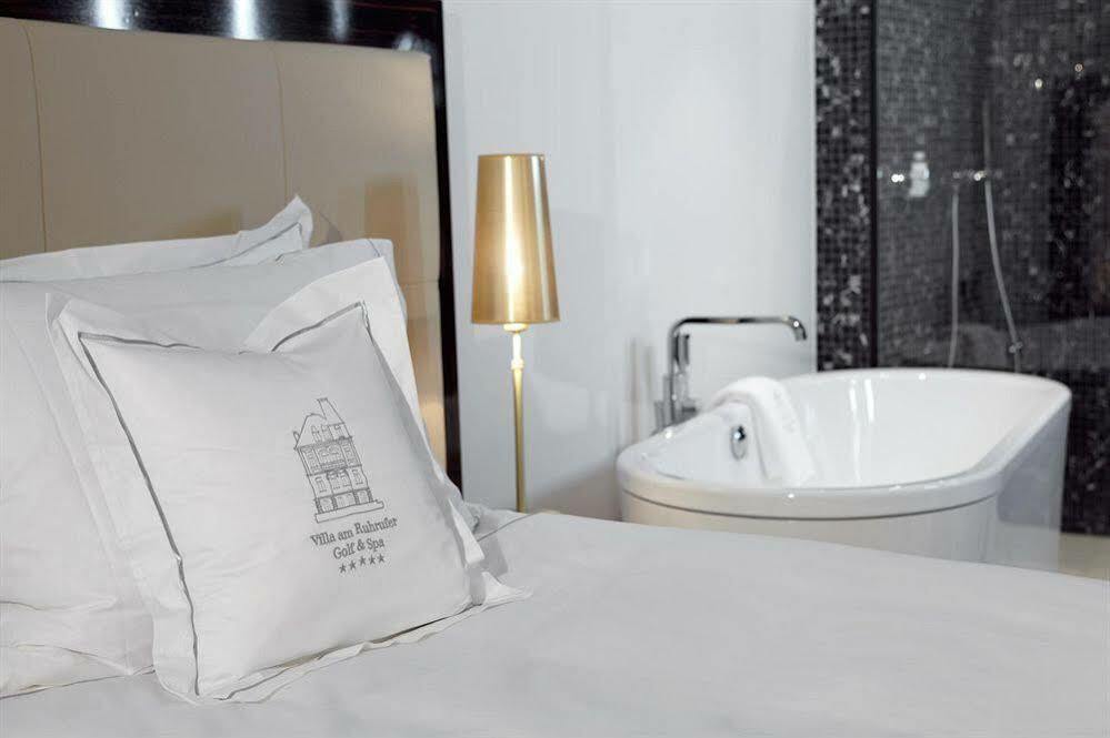 Boutique Hotel Villa Am Ruhrufer Golf & Spa Mulheim an der Ruhr Bagian luar foto